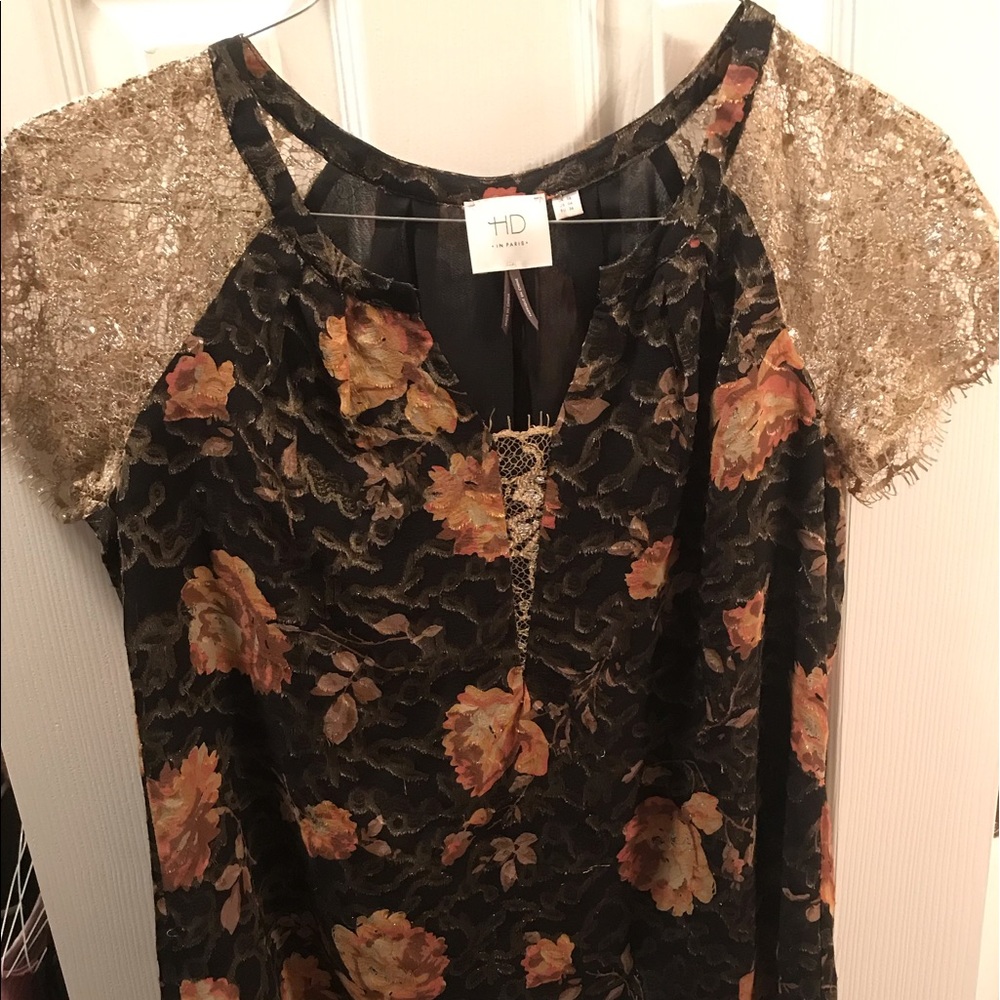 Anthro/HD in Paris lace and shimmer blouse